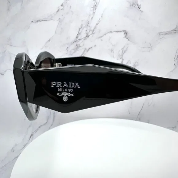 New PRADA Sunglasses - Picture 6 of 15